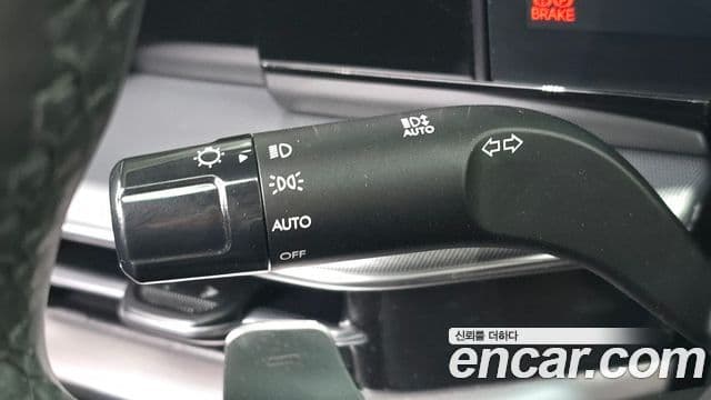 Hyundai Grandeur 2023 — ფოტო 18/20