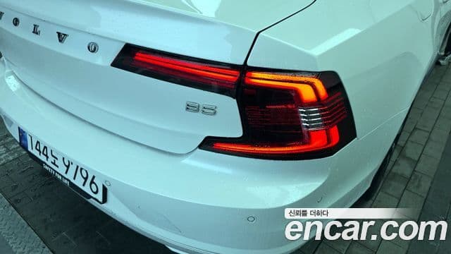 Volvo S90 2024 — Photo 21/34