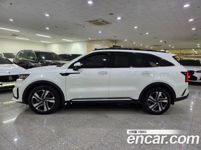Kia Sorento 2023 — фото 2 из 20