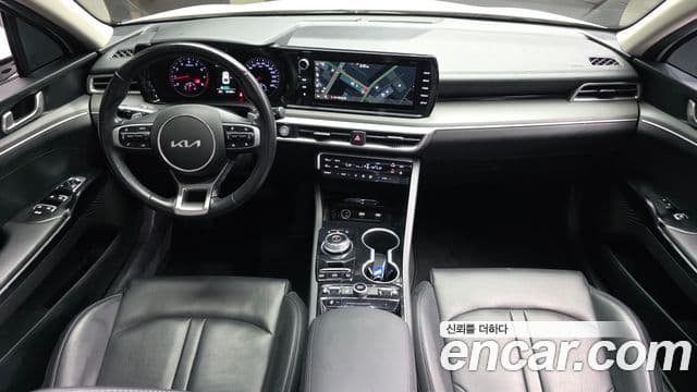 Kia K5 2022 — ფოტო 7/20