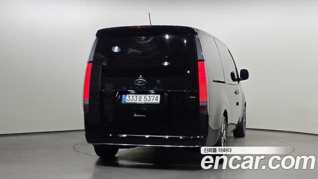 Hyundai Staria 2022 — ფოტო 4/20