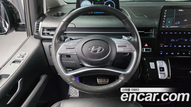Hyundai Staria 2022 — ფოტო 12/20