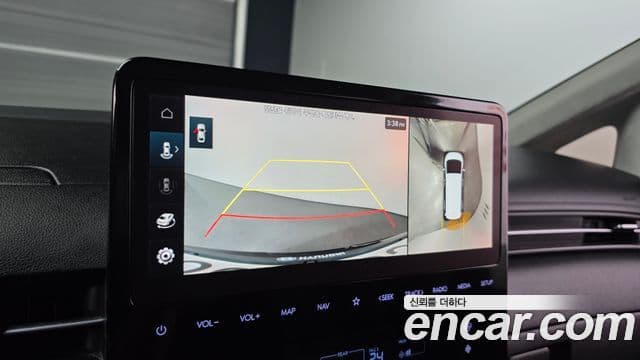Hyundai Staria 2022 — ფოტო 16/20