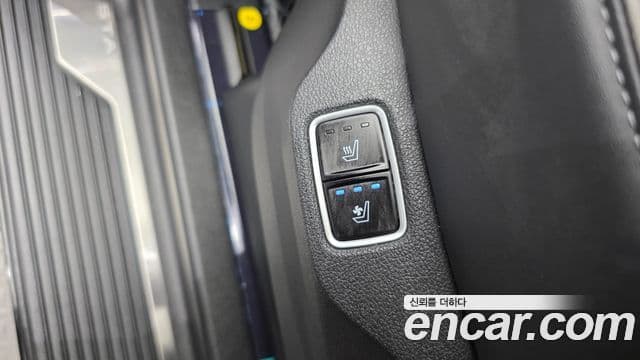 Hyundai Staria 2022 — ფოტო 19/20