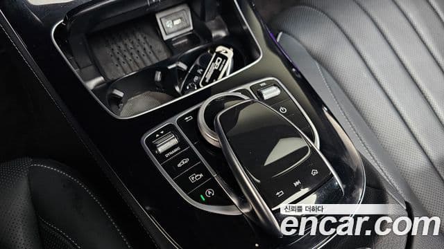 Mercedes-Benz E-Class 2020 — ფოტო 20/20