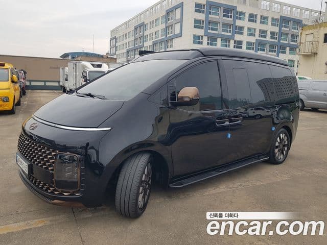 Hyundai Staria 2022 — Şəkil 9/20