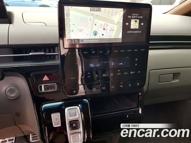 Hyundai Staria 2022 — Şəkil 4/20