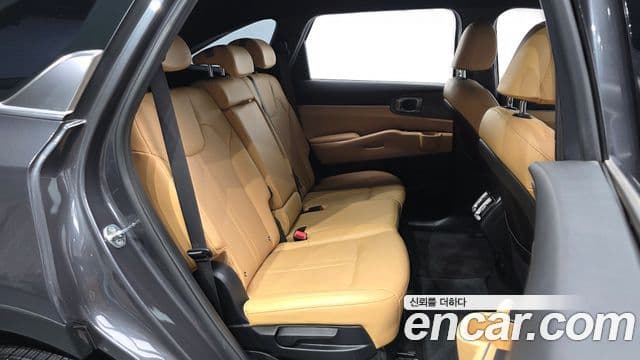 Kia Sorento 2022 — Фото 12/20