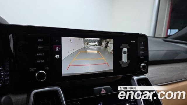 Kia Sorento 2022 — Фото 15/20