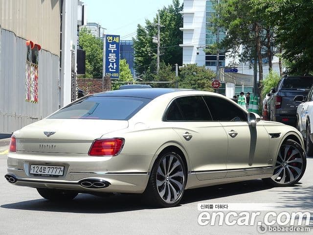 Bentley Flying Spur 2023 — Şəkil 2/20