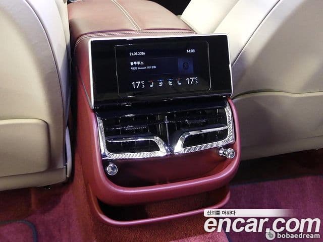 Bentley Flying Spur 2023 — Şəkil 19/20