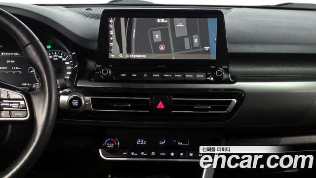 Kia Seltos 2022 — Şəkil 13/20