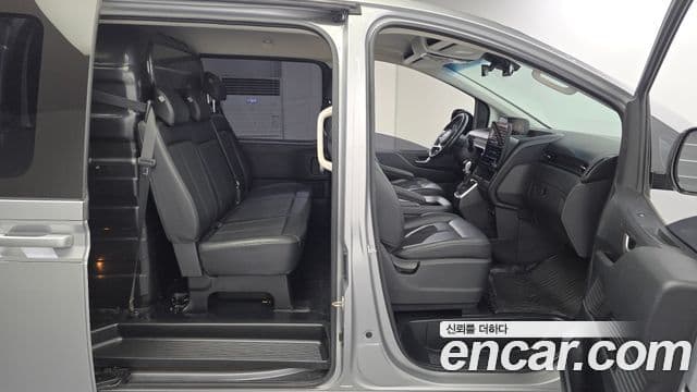 Hyundai Staria 2021 — Şəkil 8/20