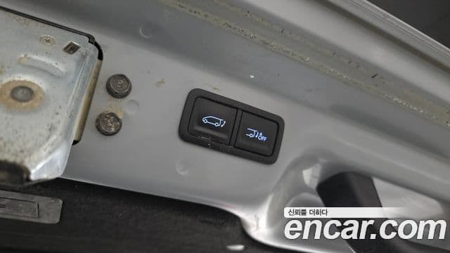 Hyundai Staria 2021 — Şəkil 17/20