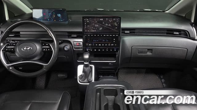 Hyundai Staria 2022 — Фото 7/20