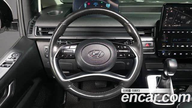 Hyundai Staria 2022 — Фото 13/20