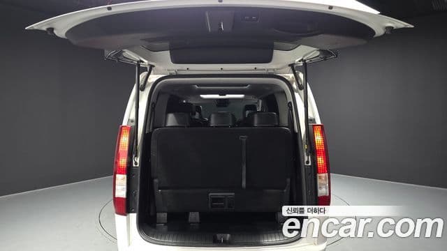 Hyundai Staria 2022 — Фото 20/20