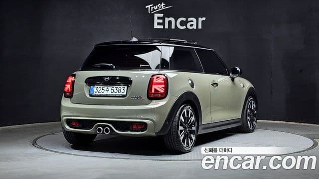Mini Cooper S 2020 — Фото 2/20