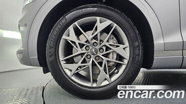 Genesis GV70 2021 — Şəkil 5/20
