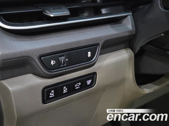 Kia Carnival 2025 — Фото 15/20