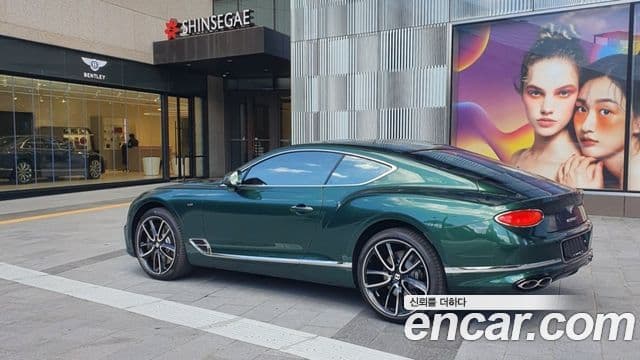 Bentley Continental GT 2022 — Photo 5/18