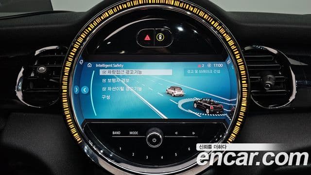 Mini Cooper Convertible 2024 — ფოტო 14/20