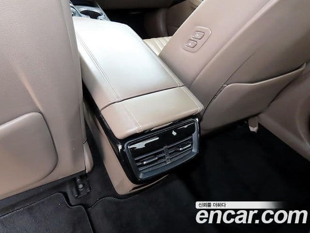 Kia K8 2023 — Şəkil 16/20