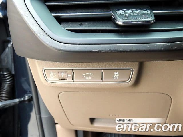 Kia K8 2023 — Şəkil 19/20