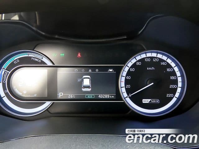 Kia Niro 2021 — Фото 9/20