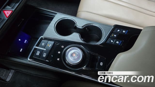 Kia K8 2022 — Şəkil 9/20
