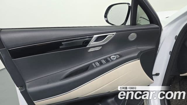Genesis GV80 2020 — Photo 20/37