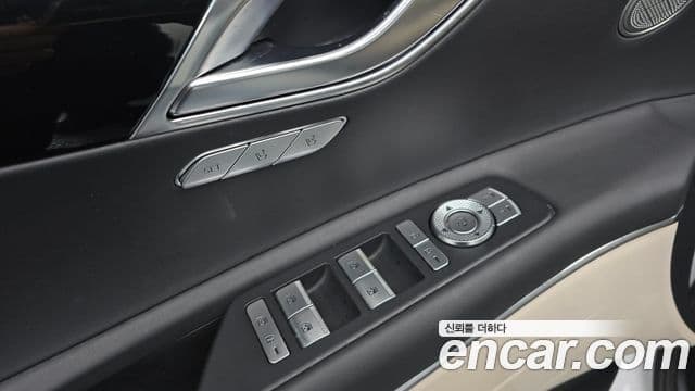 Genesis GV80 2020 — Photo 19/37