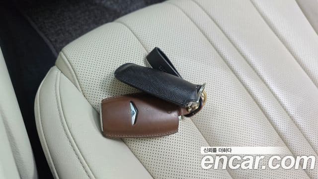 Genesis GV80 2020 — Photo 21/37