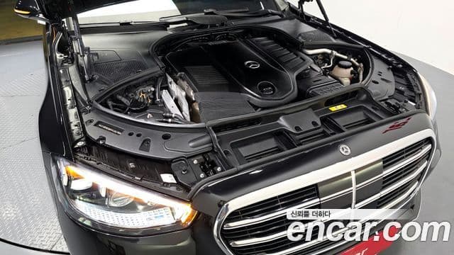 Mercedes-Benz S-Class 2022 — ფოტო 13/35