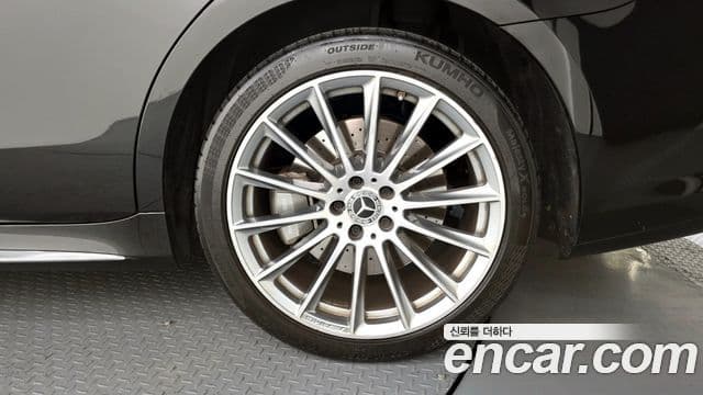 Mercedes-Benz S-Class 2022 — ფოტო 26/35