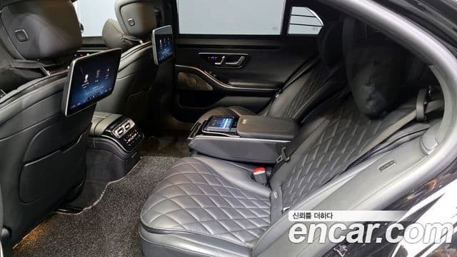 Mercedes-Benz S-Class 2022 — ფოტო 24/35