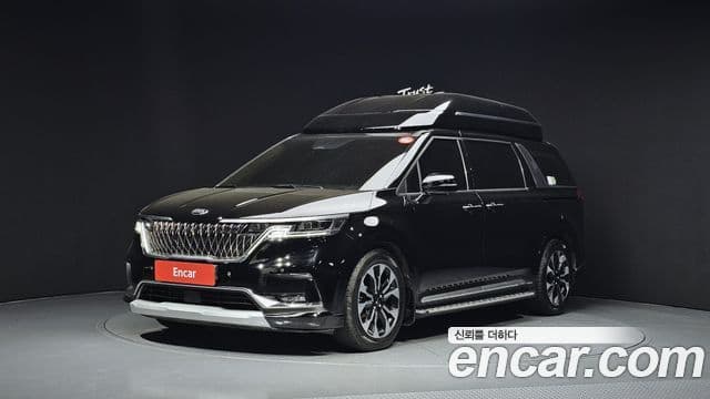 Kia Carnival 2021 — Фото 1/20