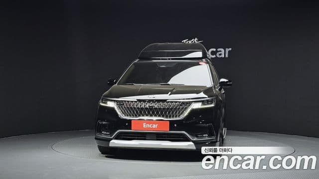 Kia Carnival 2021 — Фото 3/20