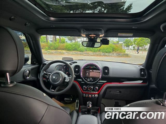 Mini Cooper S Countryman 2023 — ფოტო 7/20