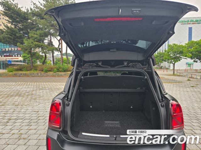 Mini Cooper S Countryman 2023 — ფოტო 18/20