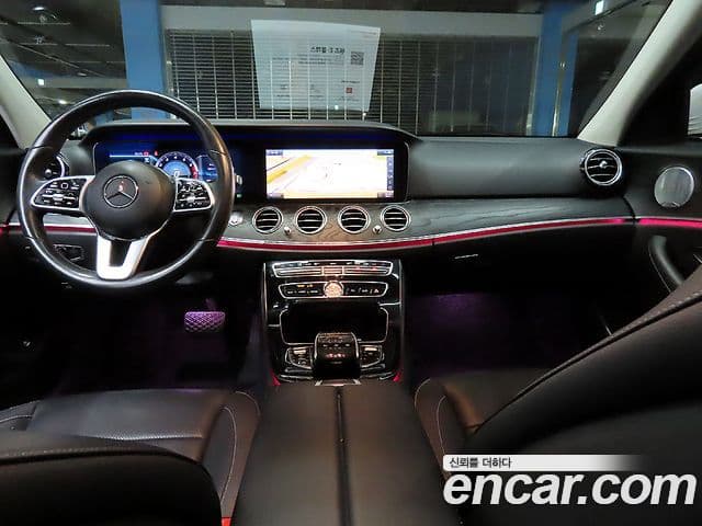 Mercedes-Benz E-Class 2020 — ფოტო 2/20