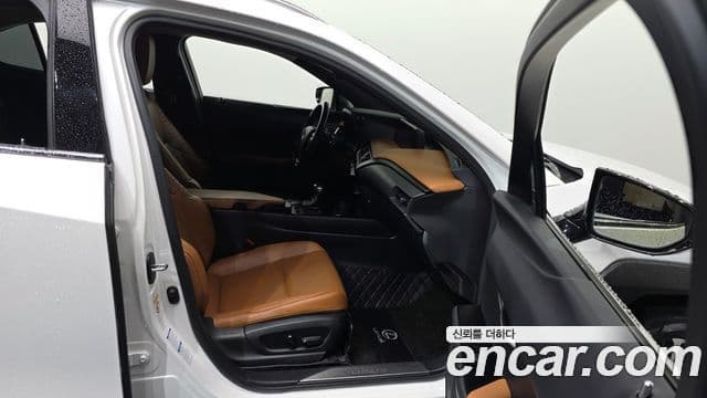 Lexus UX250h 2019 — Şəkil 11/20