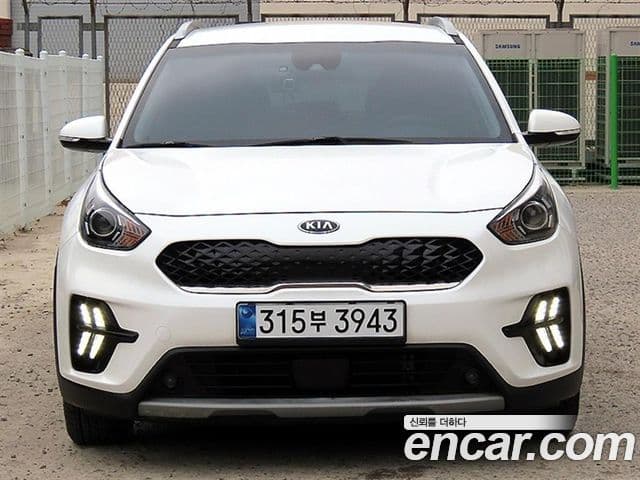 Kia Niro 2021 — ფოტო 4/20