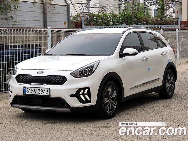 Kia Niro 2021 — ფოტო 9/20