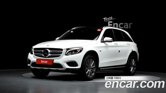 Mercedes-Benz GLC-Class 2019 — Şəkil 9/20