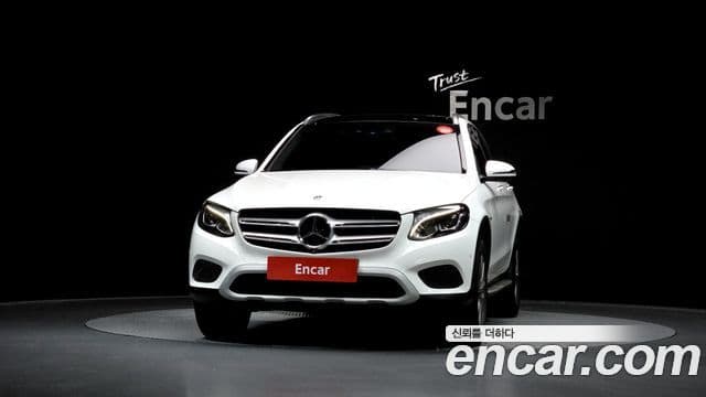 Mercedes-Benz GLC-Class 2019 — Şəkil 2/20