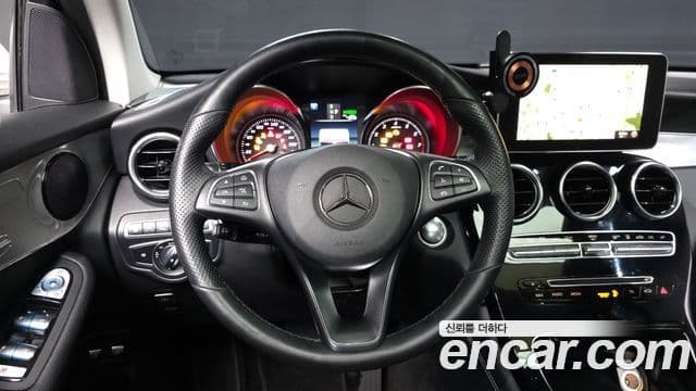 Mercedes-Benz GLC-Class 2019 — Şəkil 13/20