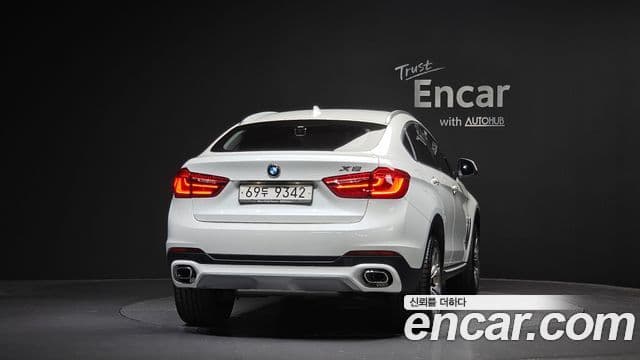 BMW X6 2018 — ფოტო 4/20