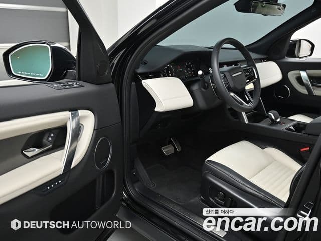 Land Rover Discovery Sport 2025 — Фото 11/20
