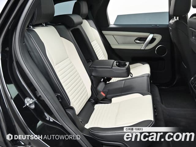 Land Rover Discovery Sport 2025 — Фото 12/20